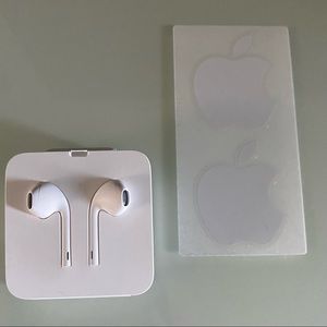 BRAND NEW Apple Headphones with Lightning Cable